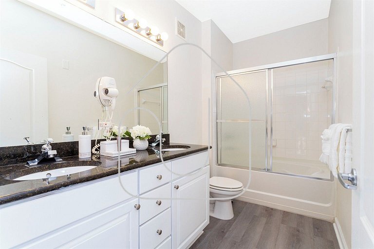 2BR/2BA Condo in Cane Island Resort