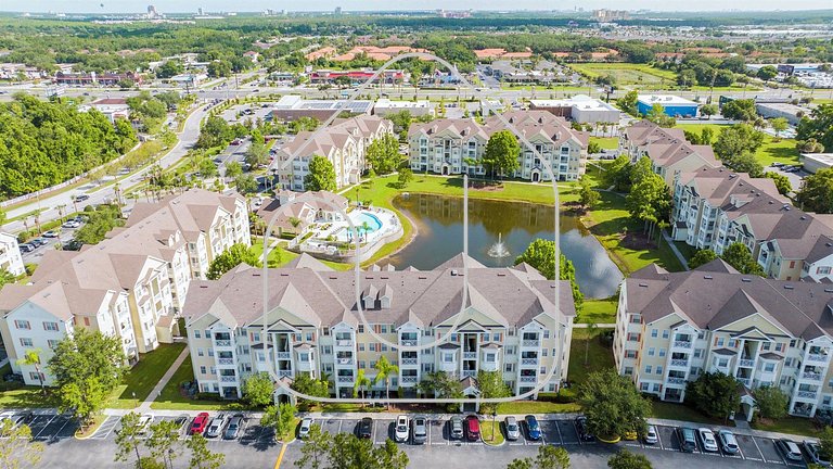 2BR/2BA Condo in Cane Island Resort