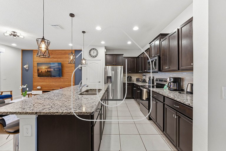 Modern 5BR Villa w/ Private Pool at Windsor