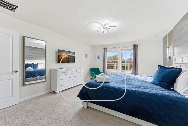 Modern 5BR Villa w/ Private Pool at Windsor