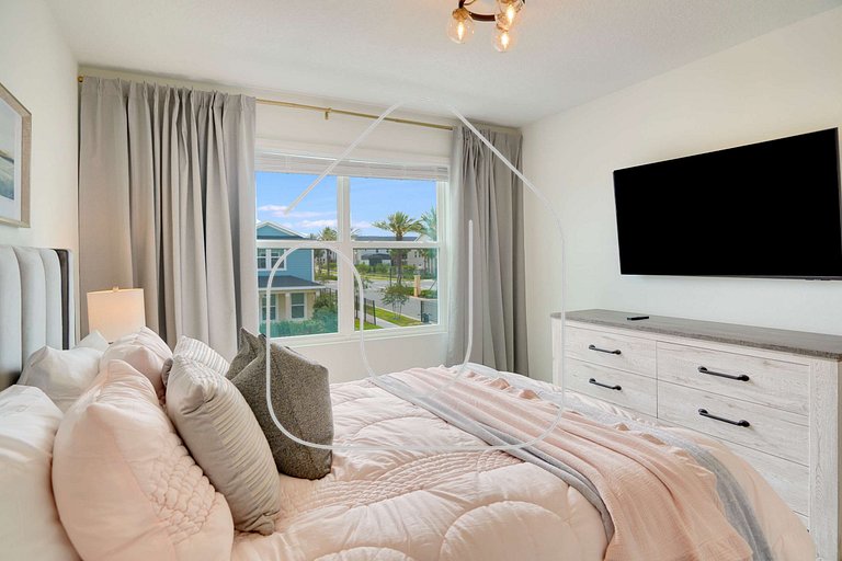 Solara Resort 10BR Luxury Villa + Private Pool