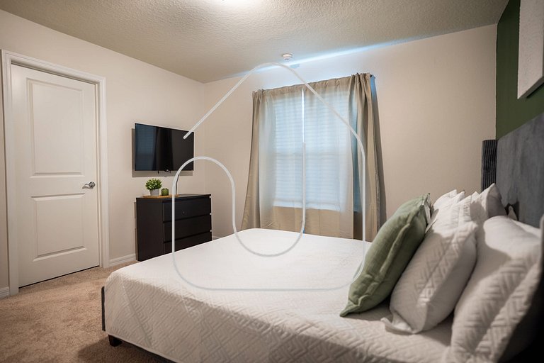 10BR Windsor Cay Resort Home + Private Pool