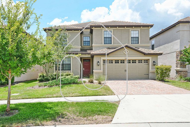 7BR Home for 15 w/ Private Pool – Champions