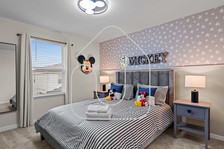 7BR Home for 15 w/ Private Pool – Windsor Cay