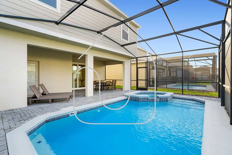 7BR Home for 15 w/ Private Pool – Windsor Cay