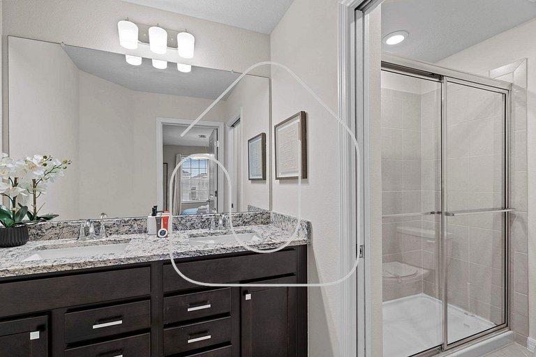 7BR Home for 15 w/ Private Pool – Windsor Cay