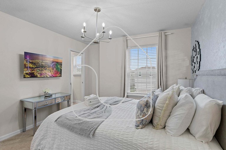 7BR Home for 15 w/ Private Pool – Windsor Cay