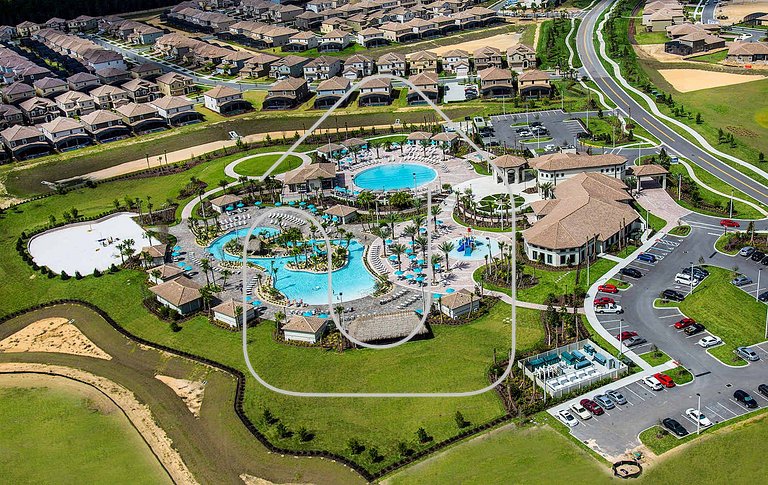 Casa 5Q em Resort c/ Piscina Perto da Disney