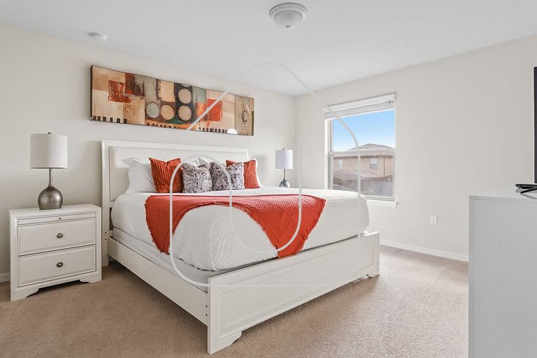 Luxury 5BR Home w/ Pool & Spa at Windsor Westside