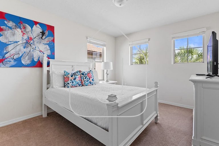 Luxury 5BR Home w/ Pool & Spa at Windsor Westside