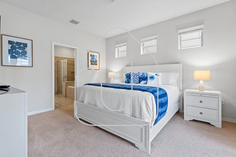 Luxury 5BR Home w/ Pool & Spa at Windsor Westside