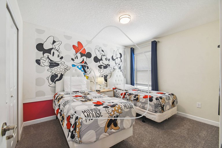 Storey Lake Luxury | 6BR Home + Pool