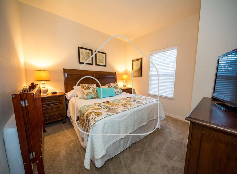 Disney 3BR Townhome w/ Pool & Mickey Theme