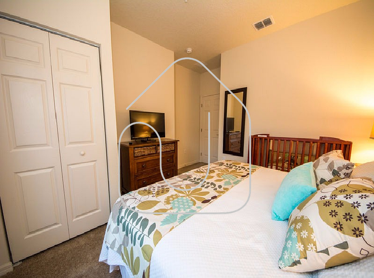 Disney 3BR Townhome w/ Pool & Mickey Theme