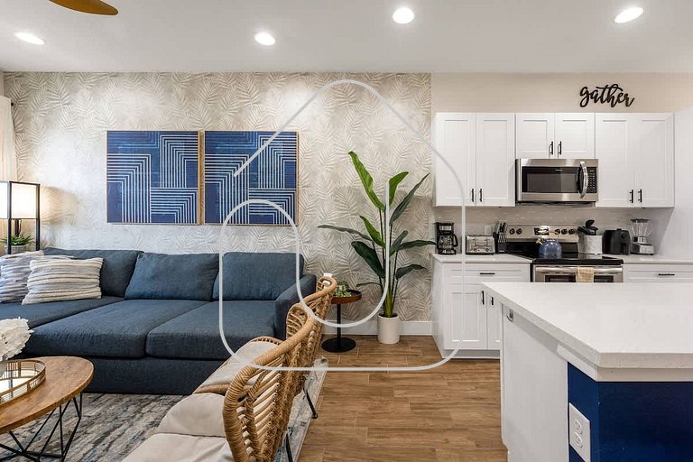 Renovated 4BR Townhome w/ Disney Game Room