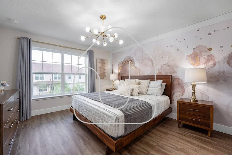 Renovated 4BR Townhome w/ Disney Game Room