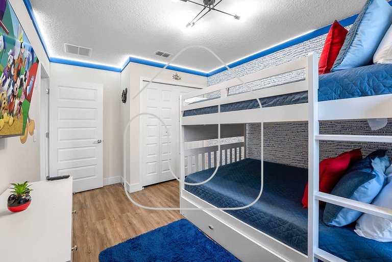 Renovated 4BR Townhome w/ Disney Game Room