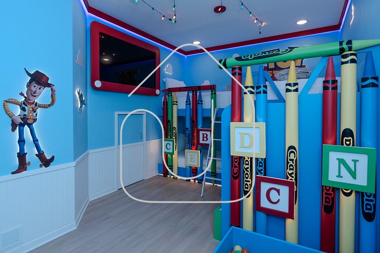 Paradiso Grande Luxury 5BR w/ Pool + Theater