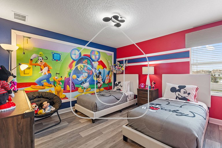 7BR w/ Pool, Theater at Champions Gate