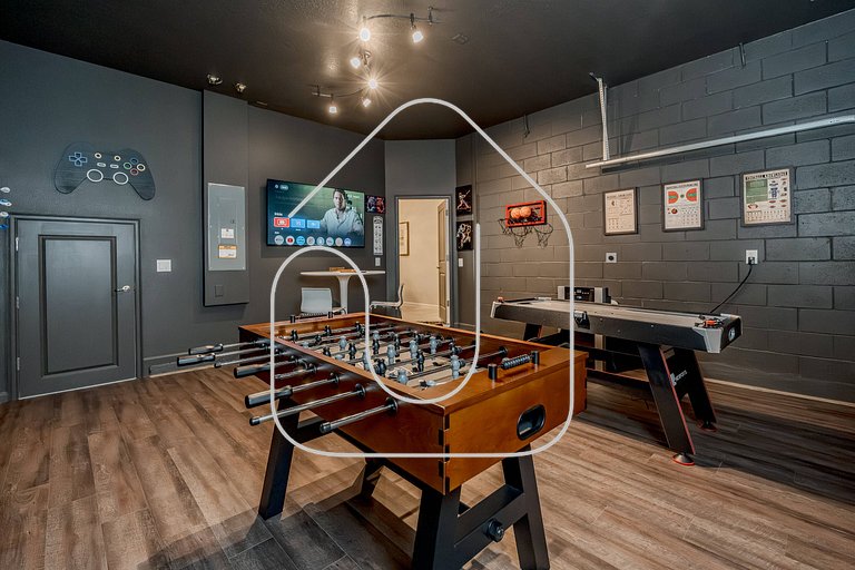 Paradiso Grande 5BR Home for 16 w/Pool & Game Room