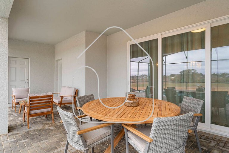 8BR Villa w/ Pool & Game Room – Windsor Cay