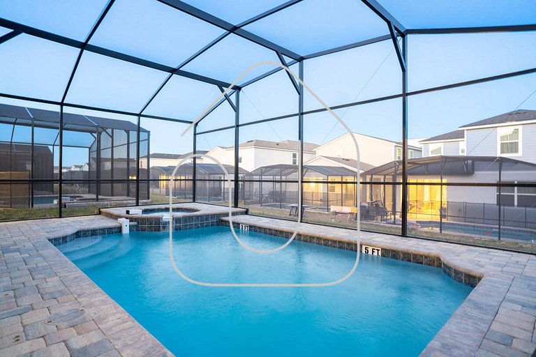 8BR Home w/ Theater & Pool – Solara Resort