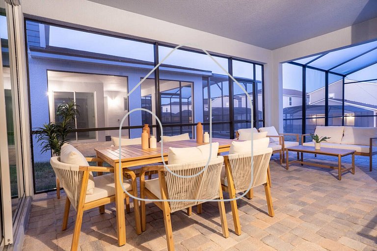 8BR Home w/ Theater & Pool – Solara Resort