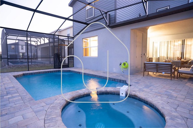 8BR Home w/ Theater & Pool – Solara Resort