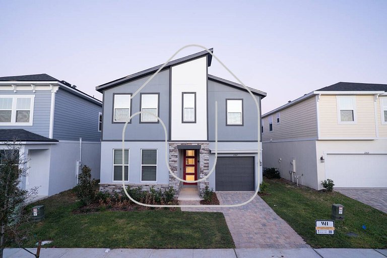 8BR Home w/ Theater & Pool – Solara Resort
