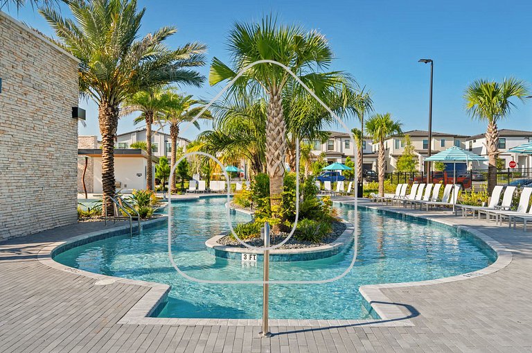Paradiso Grande 5BR Home for 16 w/Pool & Game Room