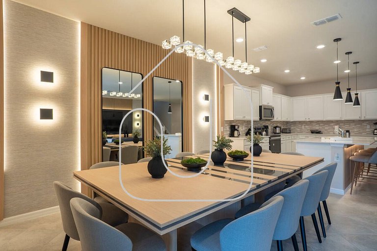 10BR Themed Villa w/ Pool – Windsor Cay