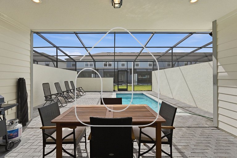 5BR Home w/ Private Pool at Windsor Island