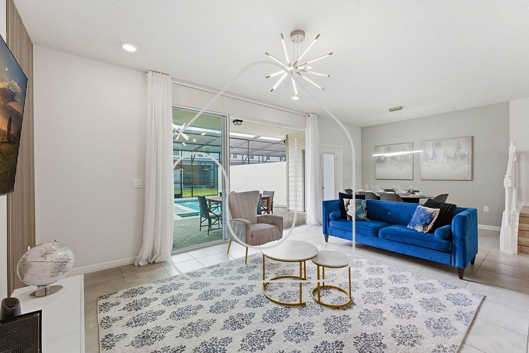 5BR Home w/ Private Pool at Windsor Island