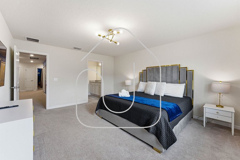 5BR Home w/ Private Pool at Windsor Island