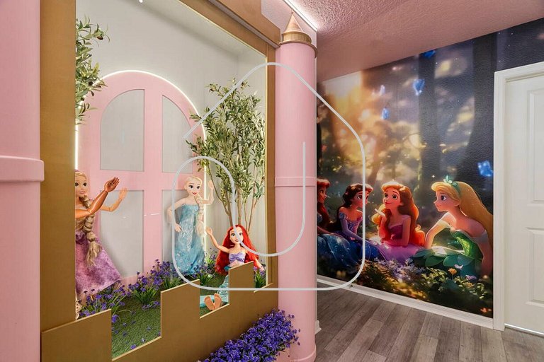 10BR Home w/ Pool & Disney Themes