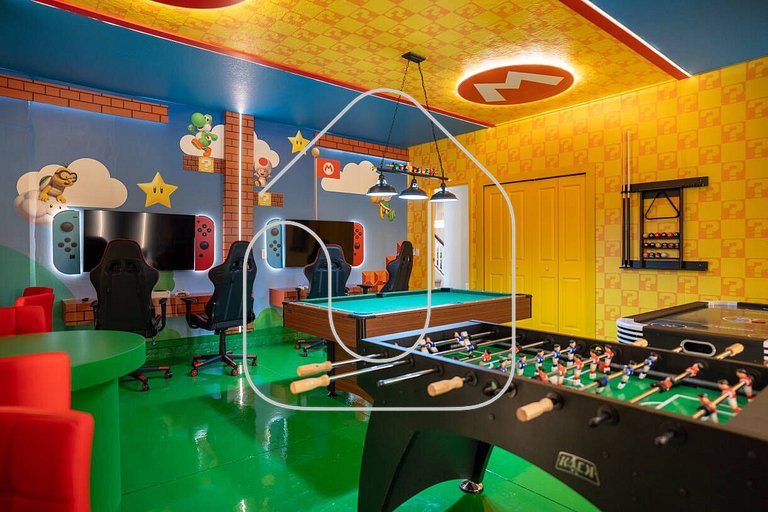 9BR Villa w/ Pool, Game Room & Themed Rooms