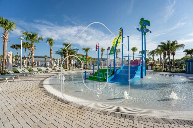 6BR Disney Home w/ Pool at Windsor Cay
