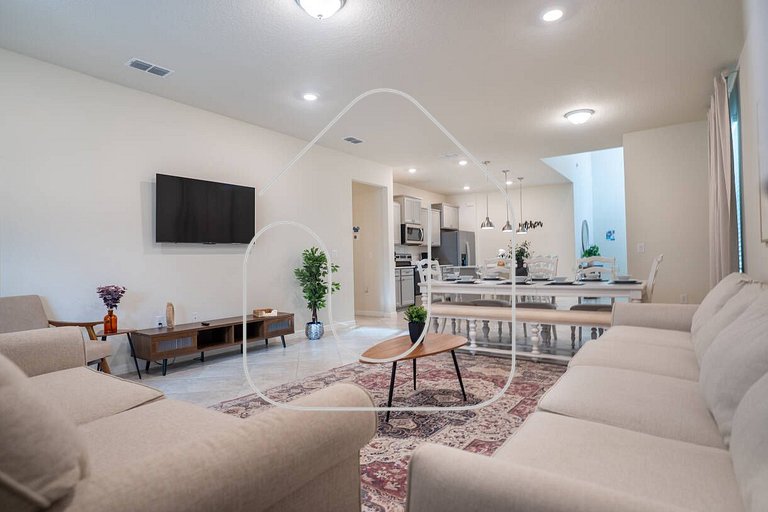 6BR Disney Home w/ Pool at Windsor Cay