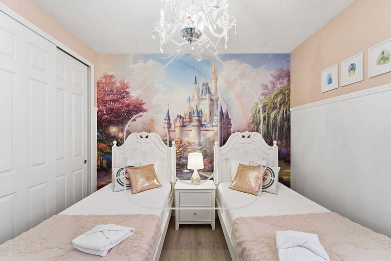 7BR Home w/ Pool at Solara Resort Disney